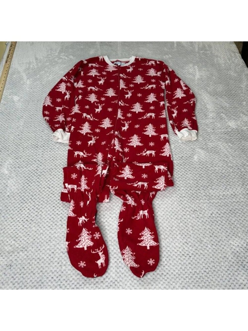 SleepytimePJs 10kids Red Christmas Footed Pajamas Polar Bear Fleece Kids